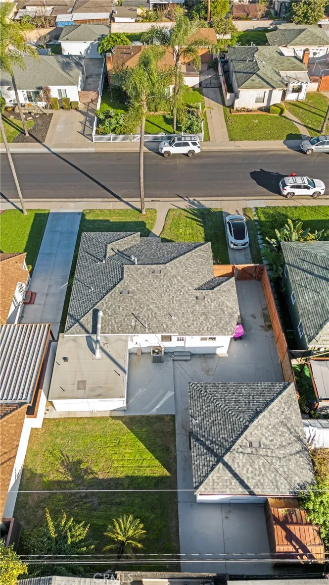 2673 Regway Avenue, Long Beach, California 90810 home-pic-37