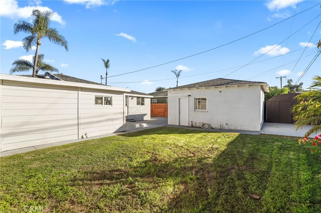 2673 Regway Avenue, Long Beach, California 90810 home-pic-28