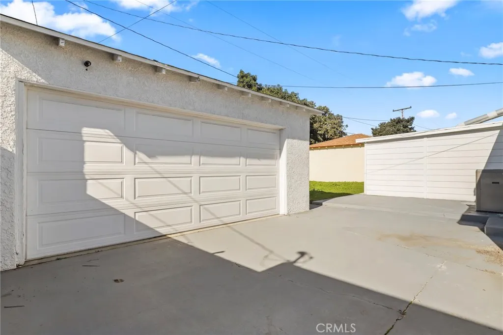 2673 Regway Avenue, Long Beach, California 90810 home-pic-25