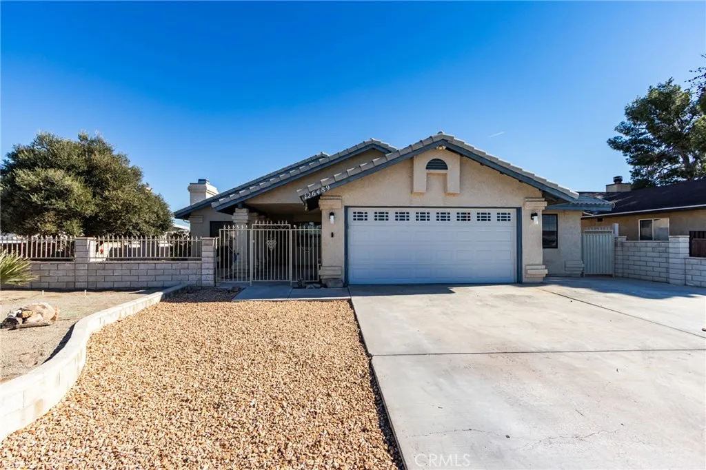 26489 Blue Water, Helendale, California 92342 home-pic-1
