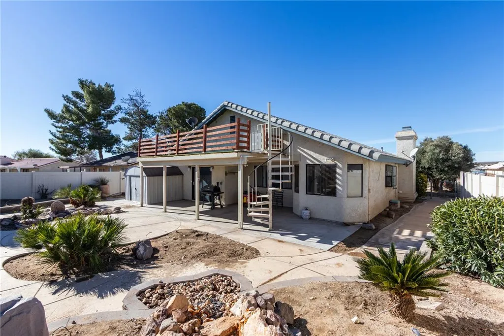 26489 Blue Water, Helendale, California 92342 home-pic-37