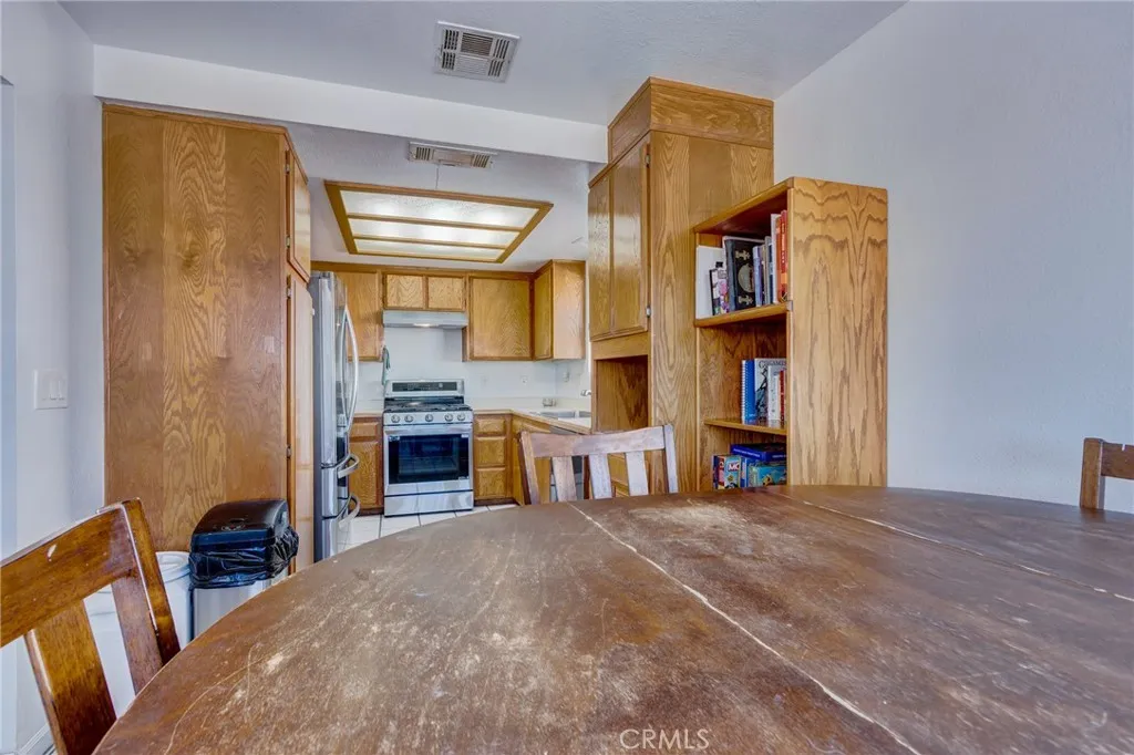 26489 Blue Water, Helendale, California 92342 home-pic-16