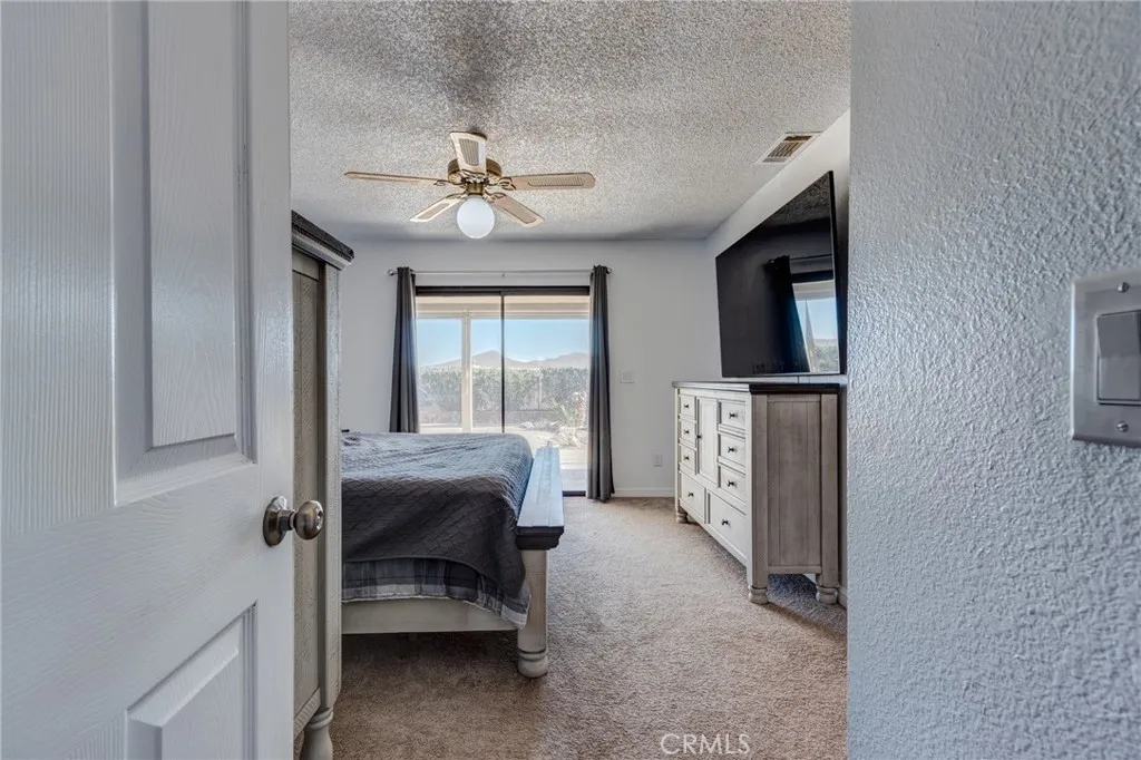 26489 Blue Water, Helendale, California 92342 home-pic-22