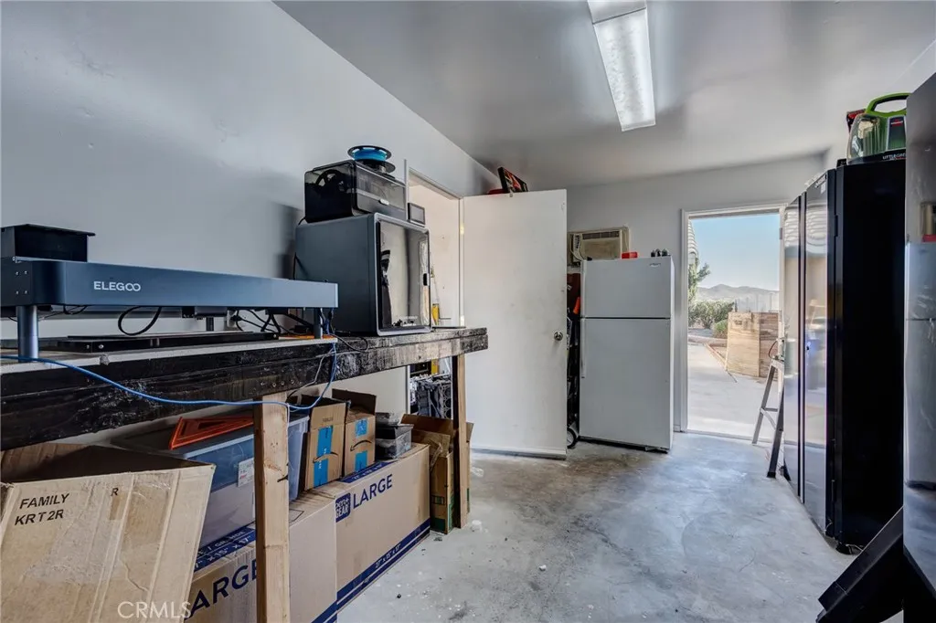26489 Blue Water, Helendale, California 92342 home-pic-34