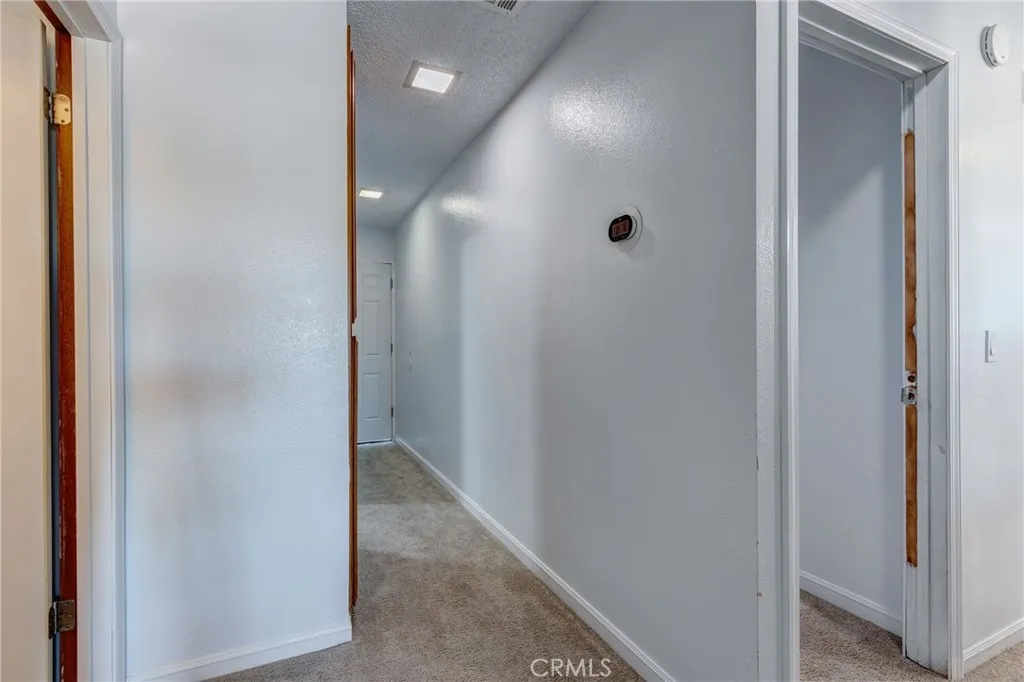26489 Blue Water, Helendale, California 92342 home-pic-31
