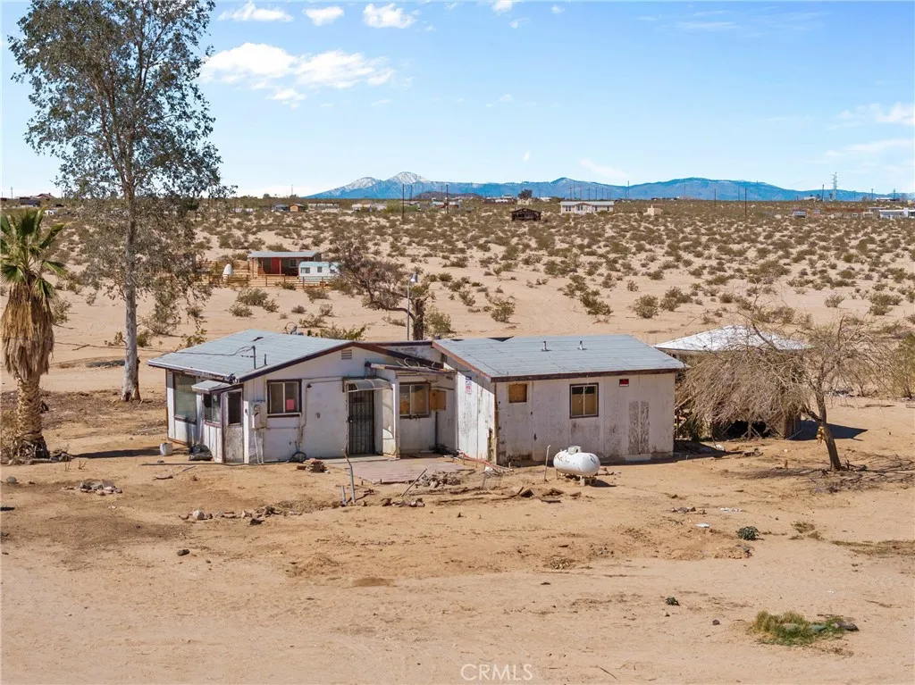 70424 Cielito Drive, 29 Palms, California 92277 home-pic-4