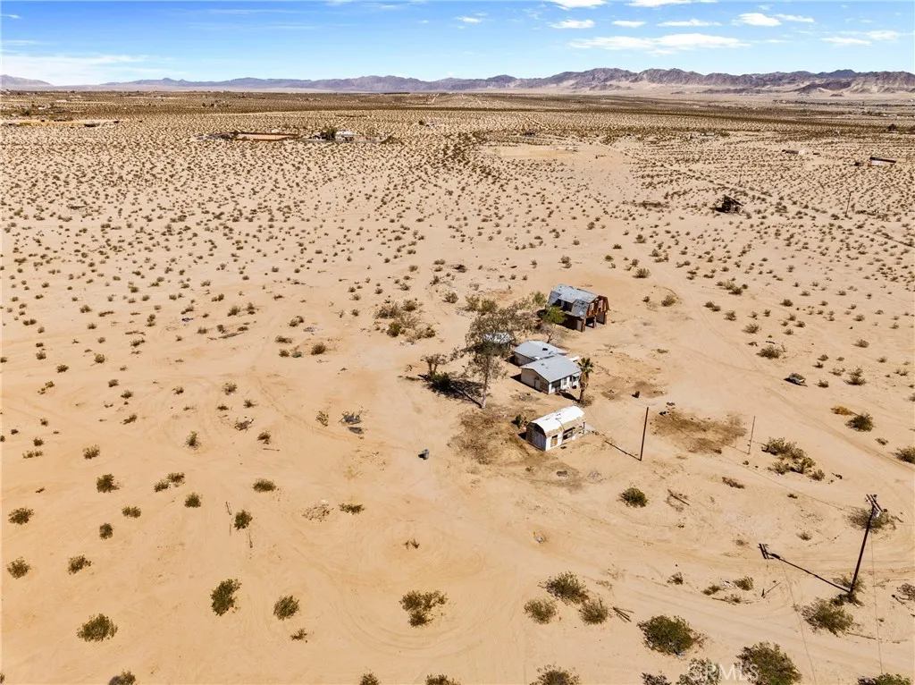 70424 Cielito Drive, 29 Palms, California 92277 home-pic-3
