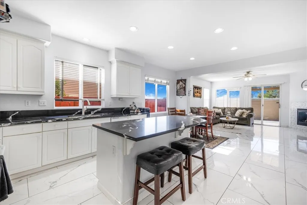 44364 Kingston, Temecula, California 92592 home-pic-7