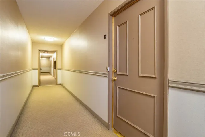 5414 Newcastle 8, Encino, California 91316