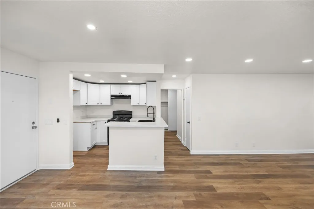 600 W 3rd B205, Santa Ana, California 92701 home-pic-2