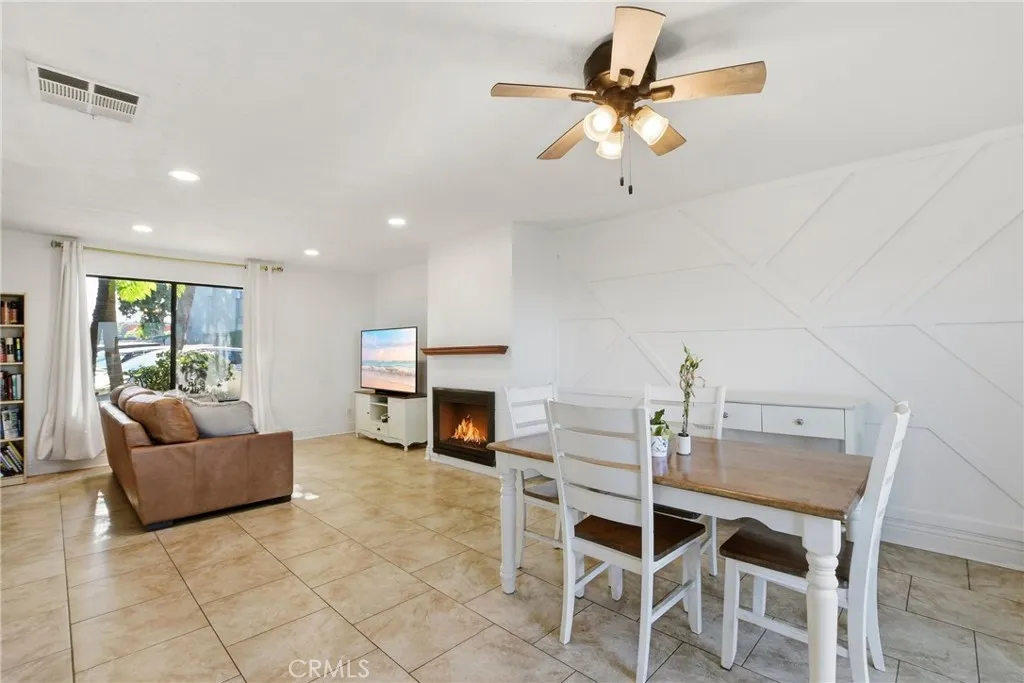 627 13th 16, San Diego, California 92154 home-pic-8