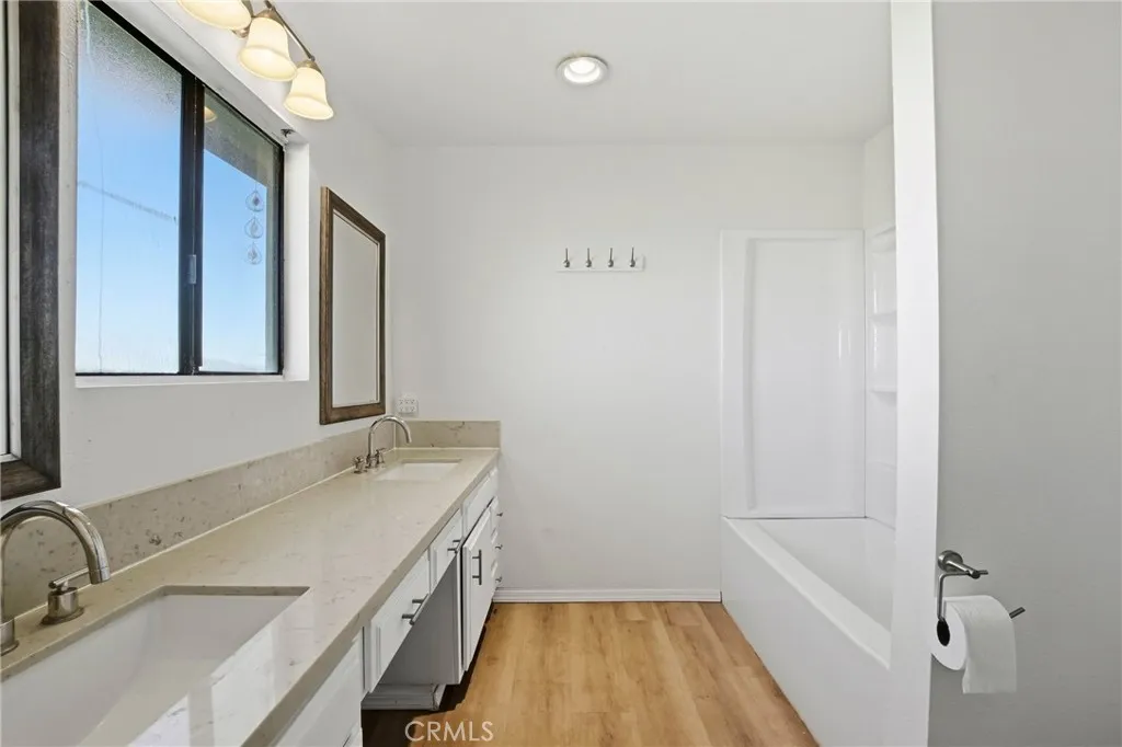 627 13th 16, San Diego, California 92154 home-pic-19