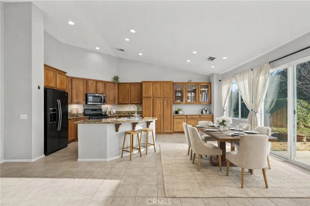 6652 Lacolle Place, Lancaster, California 93536 home-pic-11