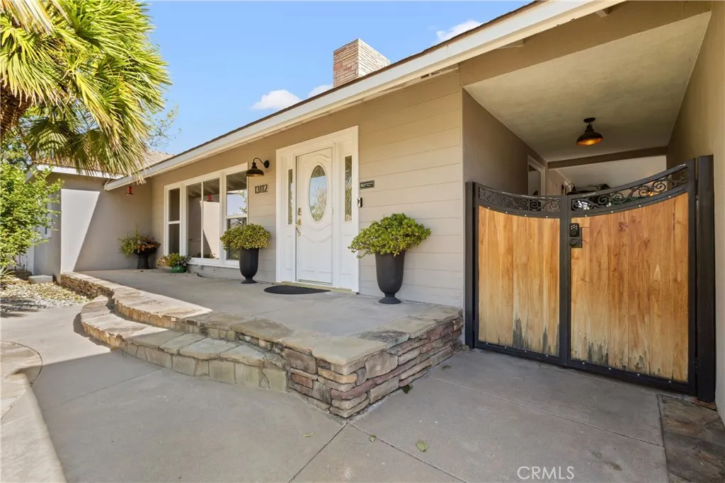 13112 Lassen Way Way, Santa Ana, California 92705 home-pic-4