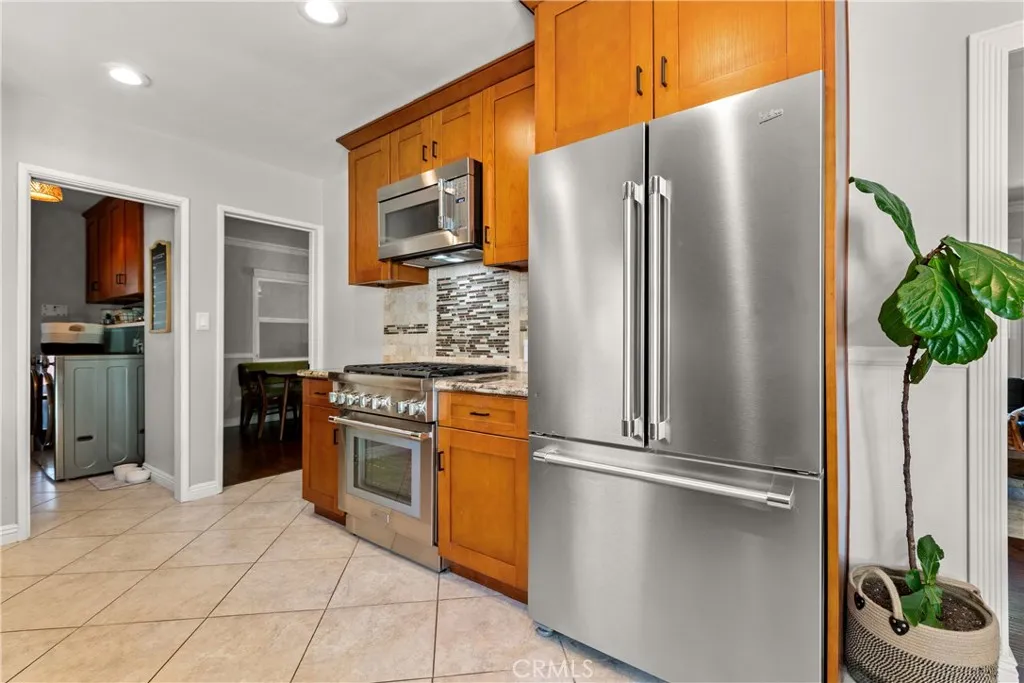 13112 Lassen Way Way, Santa Ana, California 92705 home-pic-10