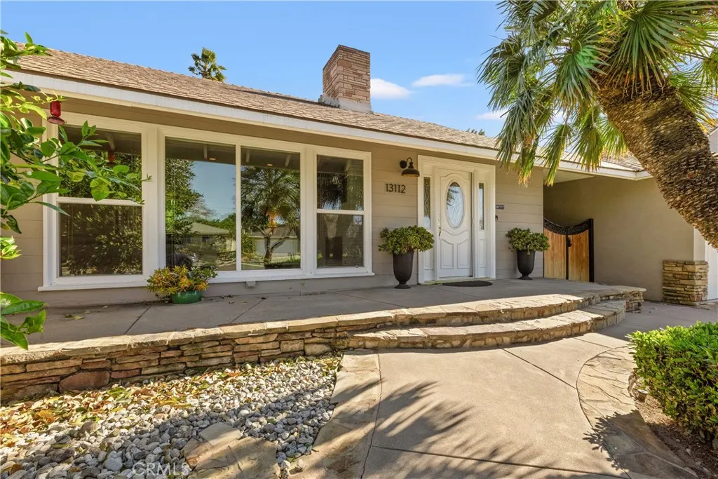 13112 Lassen Way Way, Santa Ana, California 92705 home-pic-3