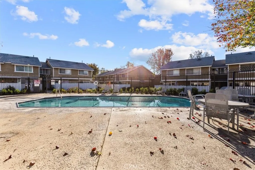 2321 S Magnolia 2a, Ontario, California 91762 home-pic-21