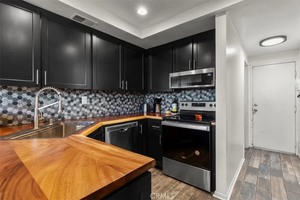 2321 S Magnolia 2a, Ontario, California 91762 home-pic-9
