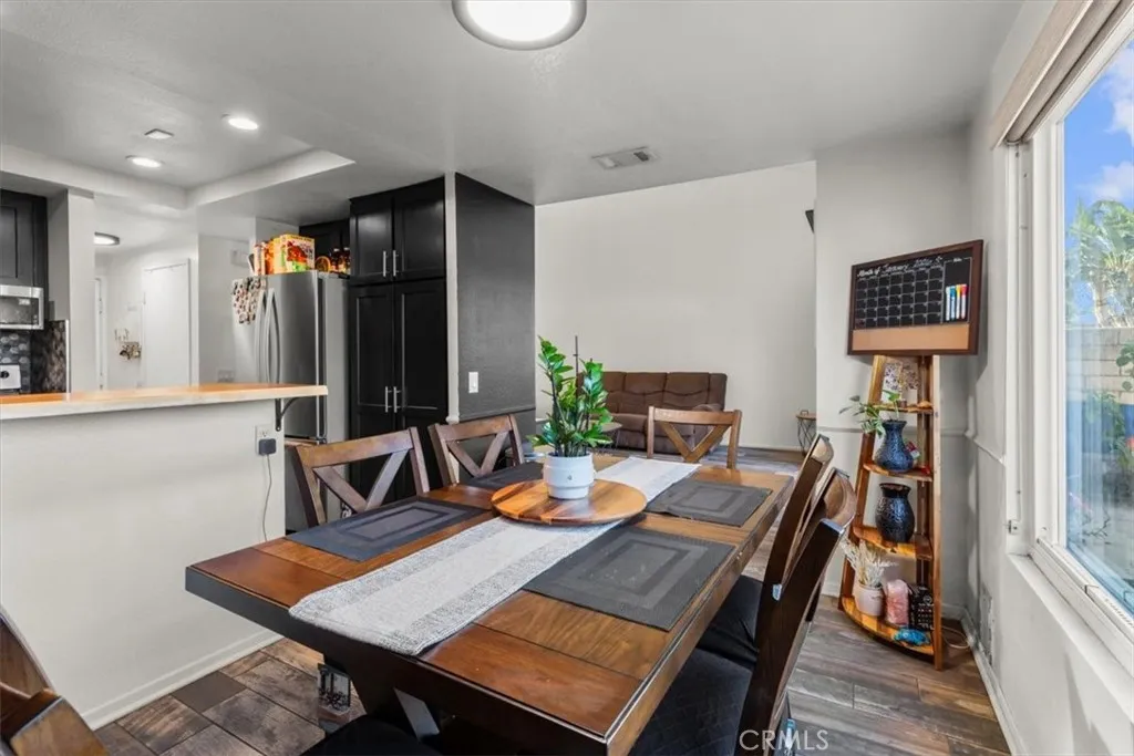2321 S Magnolia 2a, Ontario, California 91762 home-pic-8