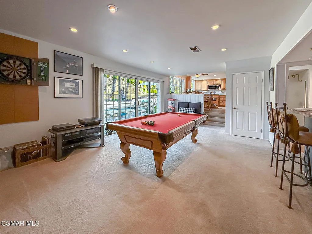 181 W Avenida De Las Flores, Thousand Oaks, California 91360 home-pic-26