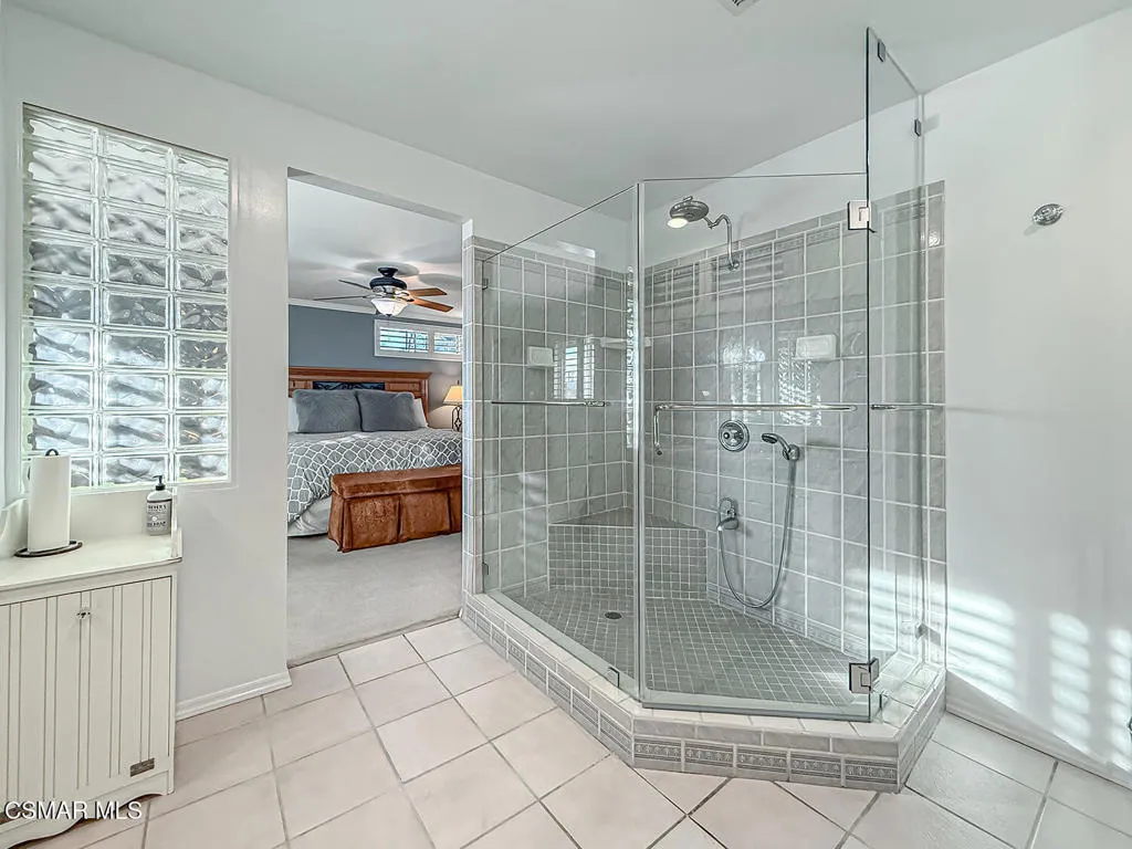 181 W Avenida De Las Flores, Thousand Oaks, California 91360 home-pic-42