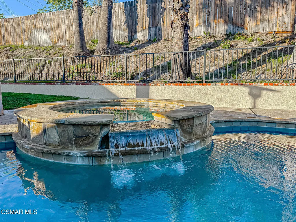 181 W Avenida De Las Flores, Thousand Oaks, California 91360 home-pic-49