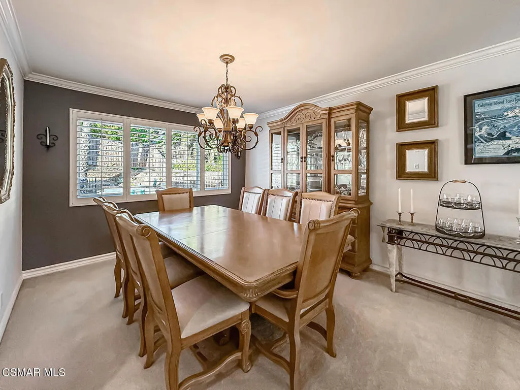 181 W Avenida De Las Flores, Thousand Oaks, California 91360 home-pic-12