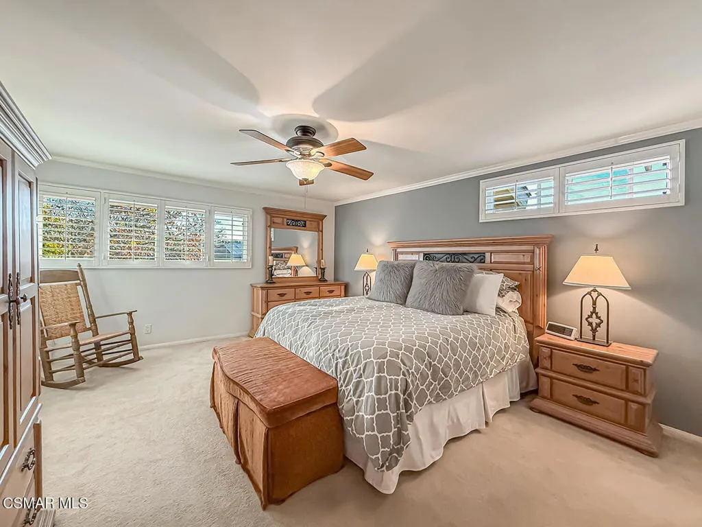 181 W Avenida De Las Flores, Thousand Oaks, California 91360 home-pic-38
