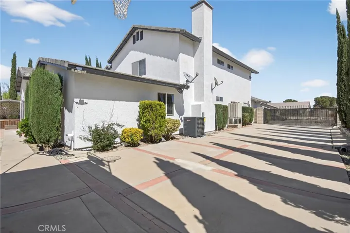 7088 Arbor Court, Hesperia, California 92345
