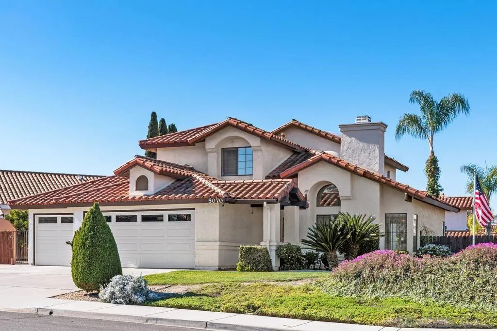 5070 Chalet Dr, Oceanside, California 92057 home-pic-1