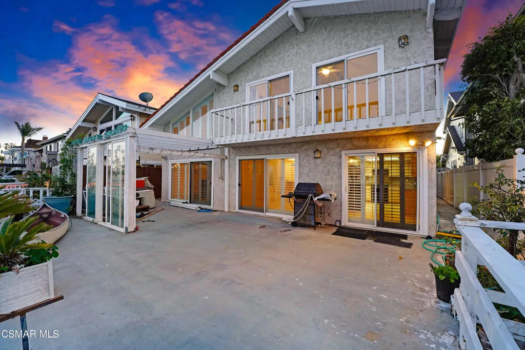 3058 Seahorse Avenue, Ventura, California 93001 home-pic-9