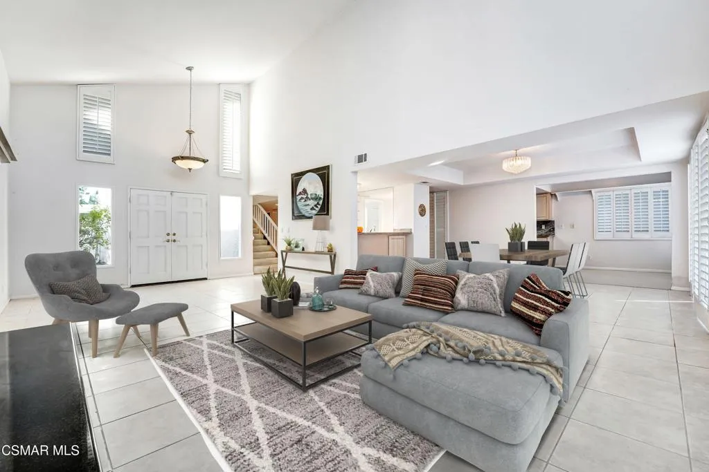 3058 Seahorse Avenue, Ventura, California 93001 home-pic-14
