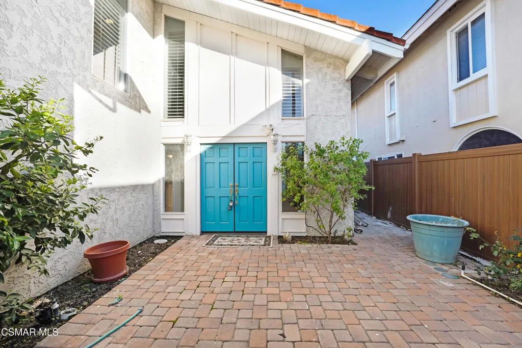 3058 Seahorse Avenue, Ventura, California 93001 home-pic-11