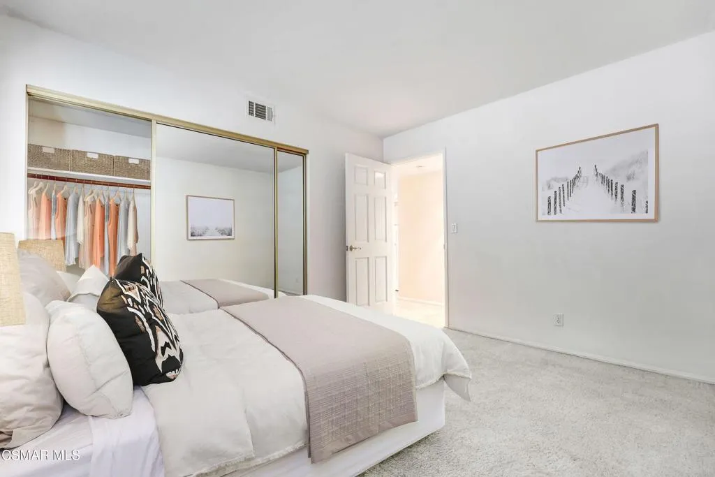 3058 Seahorse Avenue, Ventura, California 93001 home-pic-24