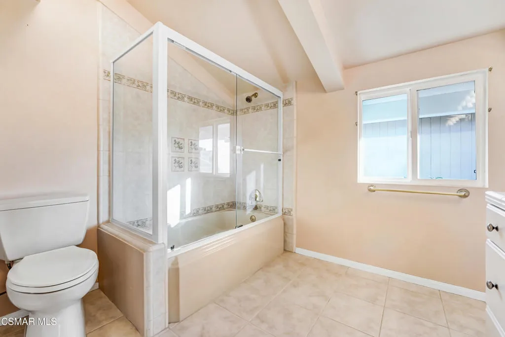 3058 Seahorse Avenue, Ventura, California 93001 home-pic-37