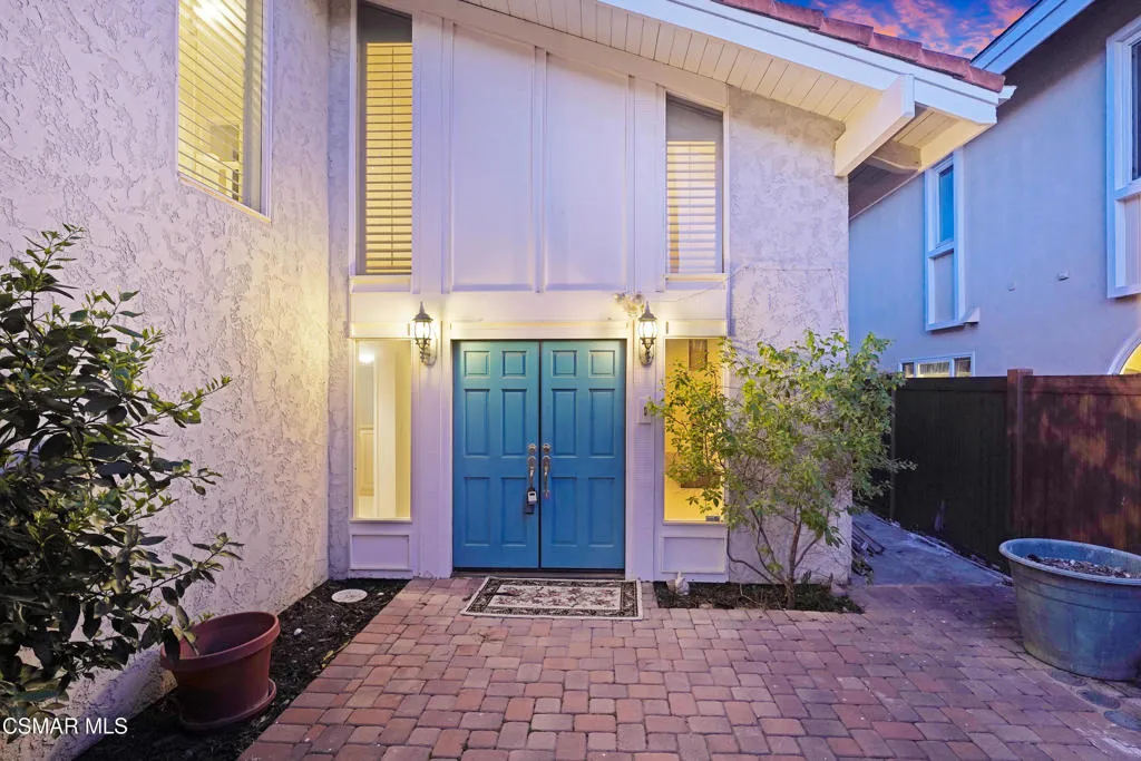 3058 Seahorse Avenue, Ventura, California 93001 home-pic-4