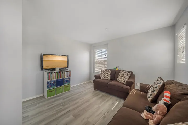 84030 manhattan dr 5mb (38 of 83)