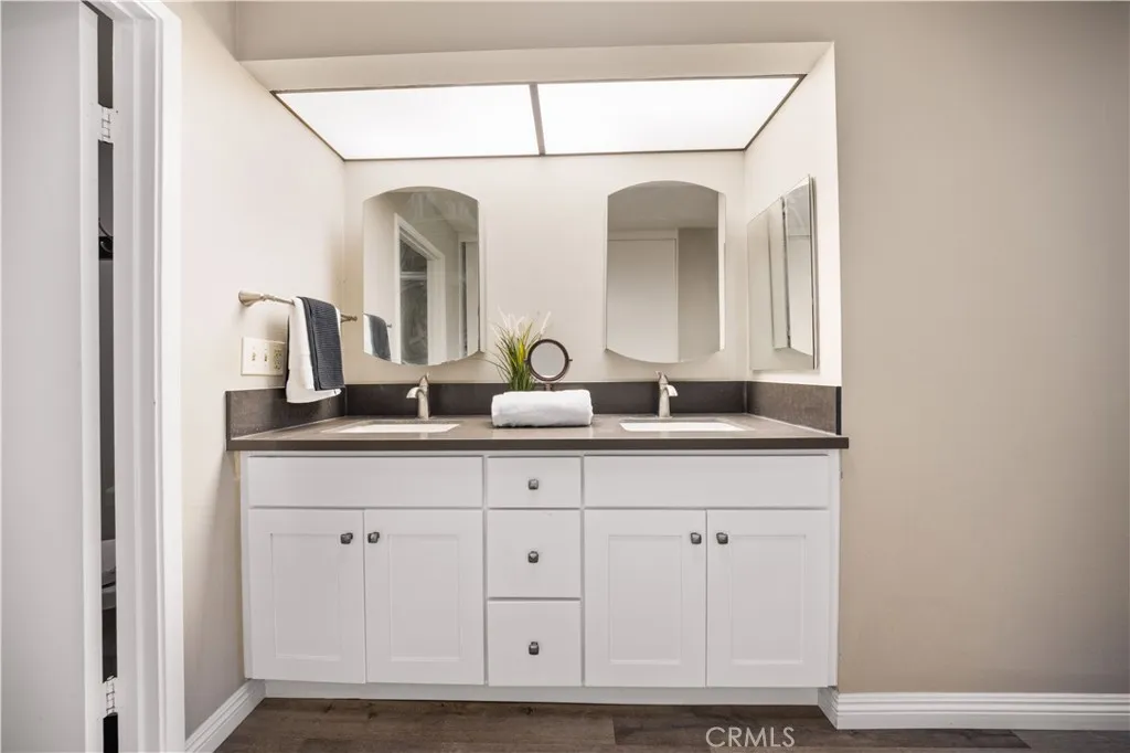 11 Palos 55, Irvine, California 92612 home-pic-20