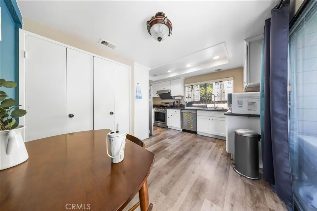 11 Palos 55, Irvine, California 92612 home-pic-10
