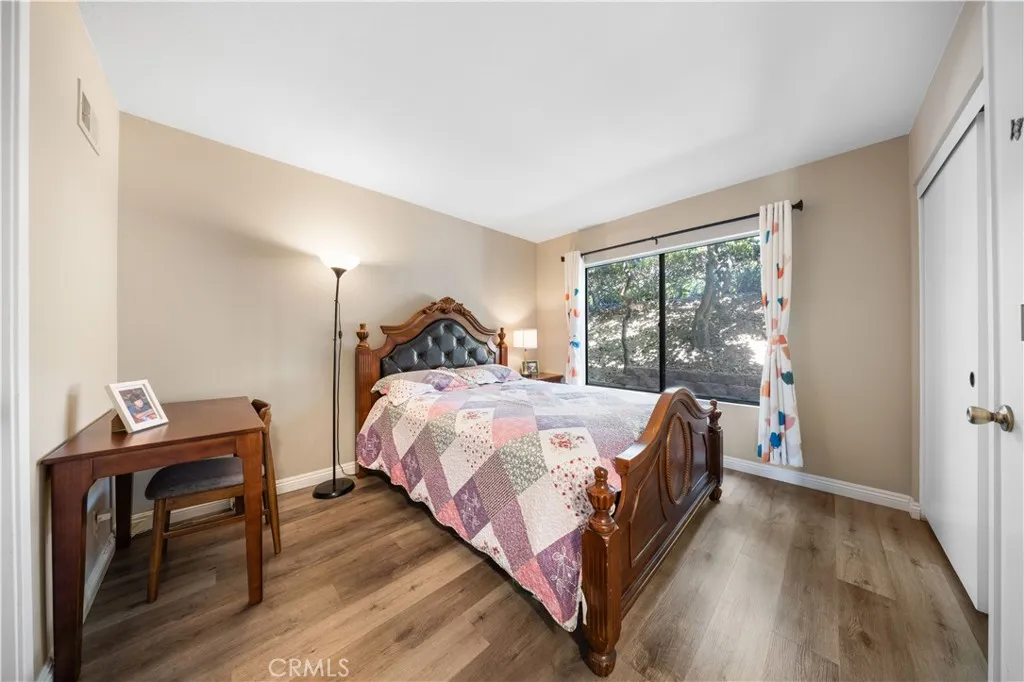 11 Palos 55, Irvine, California 92612 home-pic-13