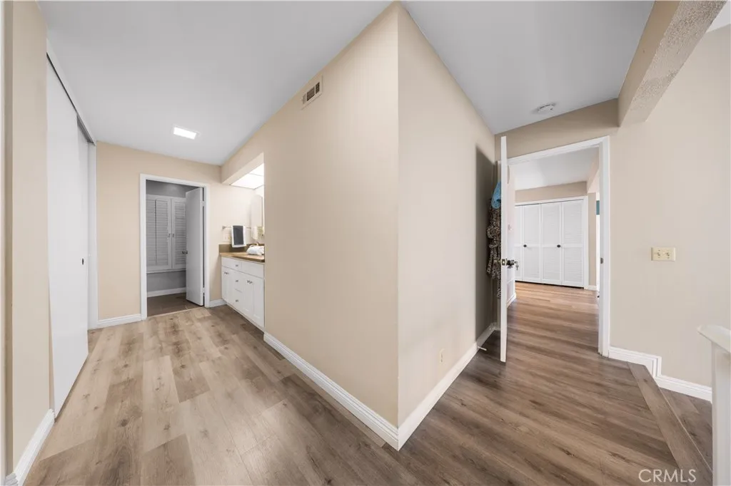11 Palos 55, Irvine, California 92612 home-pic-19