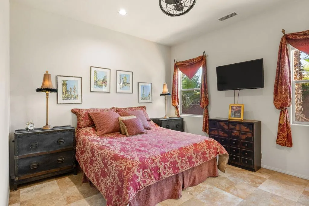 18 Calais Circle, Rancho Mirage, California 92270 home-pic-32