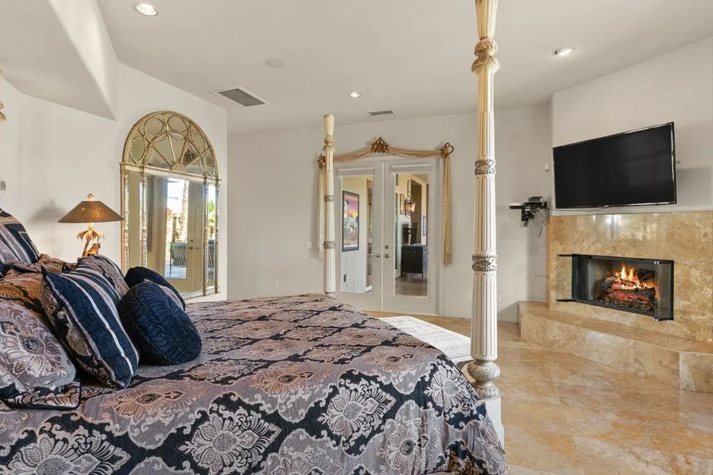 18 Calais Circle, Rancho Mirage, California 92270 home-pic-22