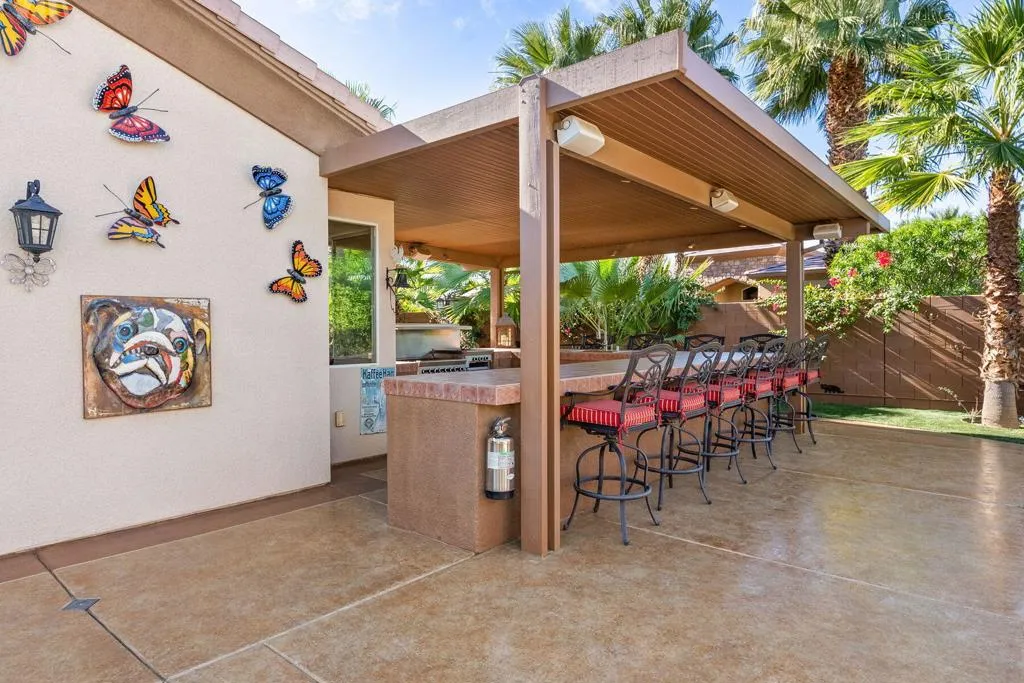 18 Calais Circle, Rancho Mirage, California 92270 home-pic-40