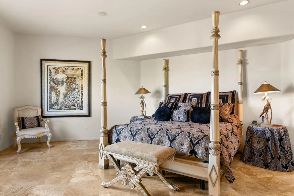 18 Calais Circle, Rancho Mirage, California 92270 home-pic-21