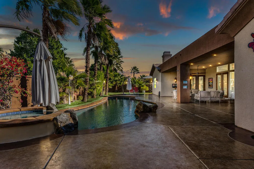 18 Calais Circle, Rancho Mirage, California 92270 home-pic-4