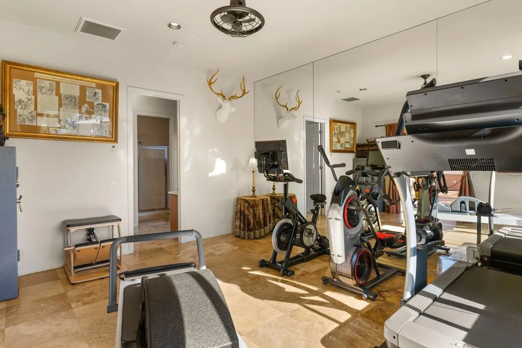 18 Calais Circle, Rancho Mirage, California 92270 home-pic-49