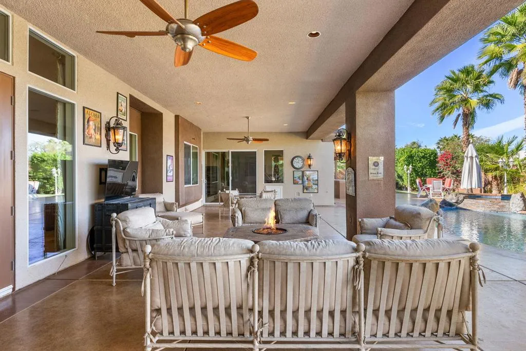 18 Calais Circle, Rancho Mirage, California 92270 home-pic-43