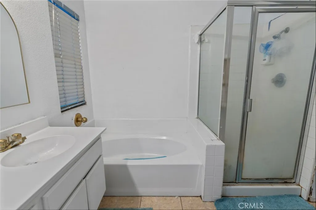 13207 Fordham Circle, Victorville, California 92392 home-pic-24
