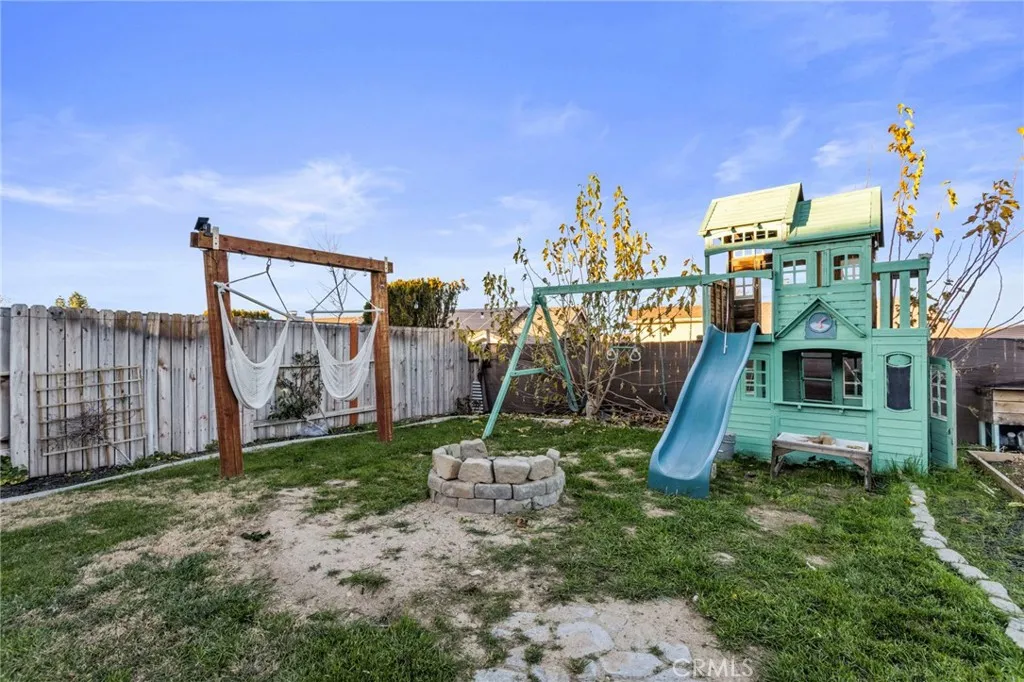 13207 Fordham Circle, Victorville, California 92392 home-pic-31